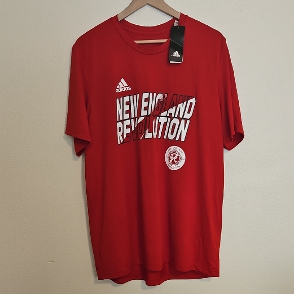 NWT Adidas Red New England Revolution Soccer Tee Sz. XL Dri Fit - Picture 1 of 8